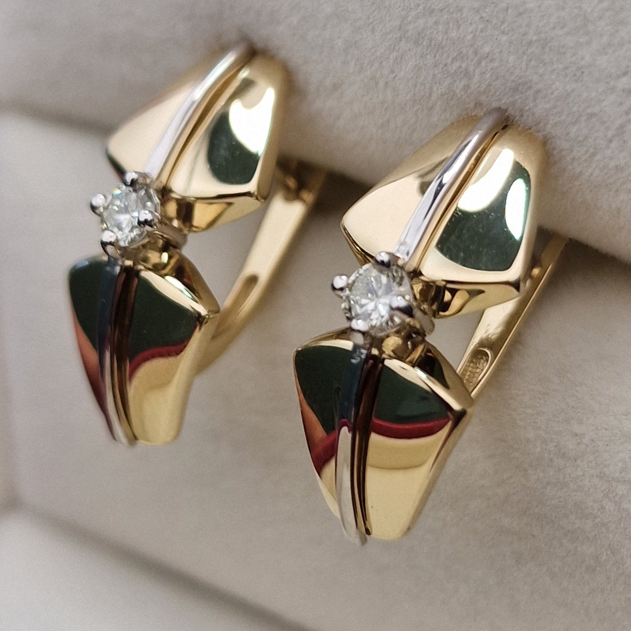 Серьги Deimantas 103120452 3,03гр 0,22ct. купить,NaN