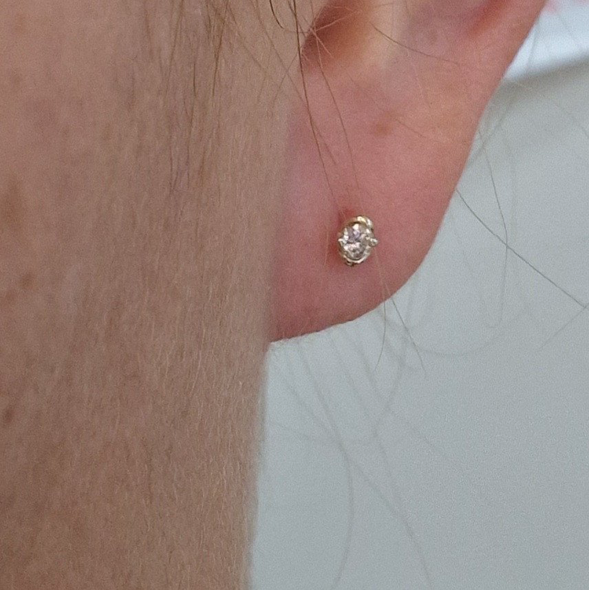 Серьги Deimantas 103120475 0,85гр 0,116ct. купить,NaN