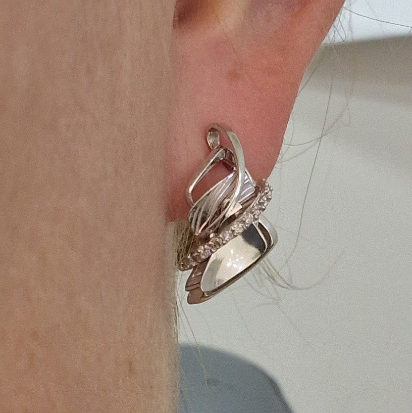 Серьги Deimantas 103120510 4,2гр 0,18ct. купить,NaN