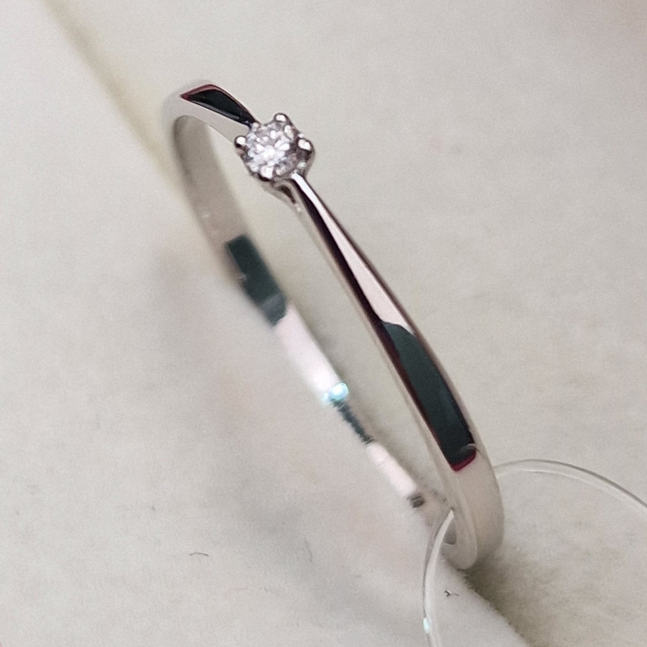 Кольцо Deimantas 103131558 15,5р 0,81гр 0,03ct. купить,NaN