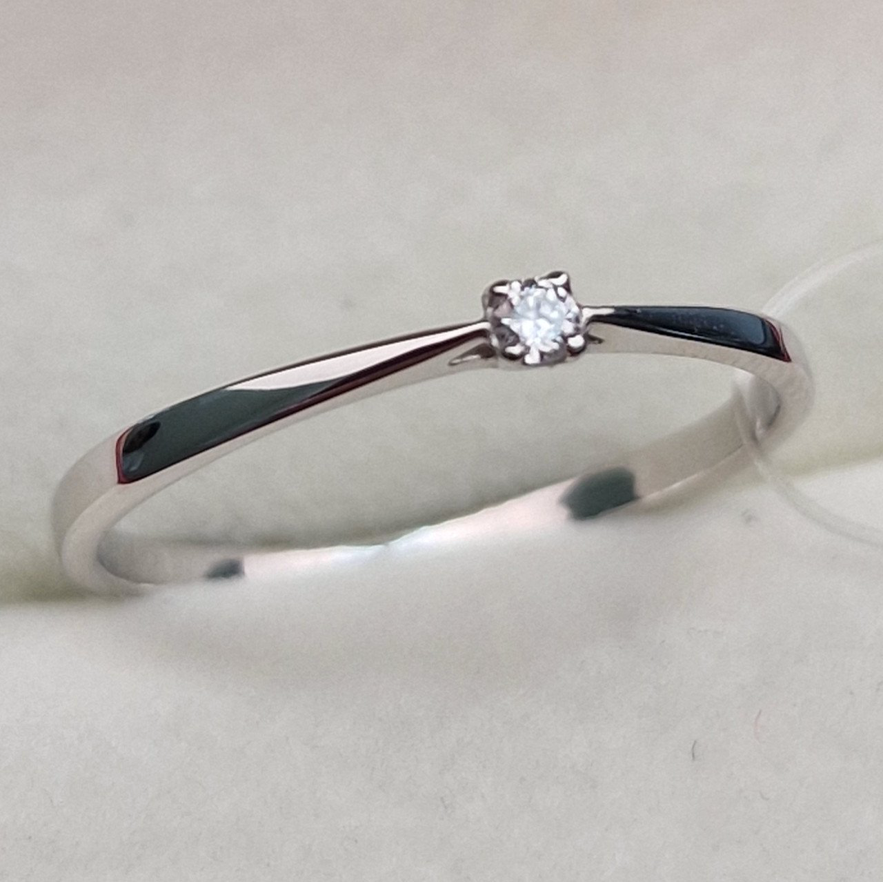 Кольцо Deimantas 103131558 15,5р 0,81гр 0,03ct. купить,NaN