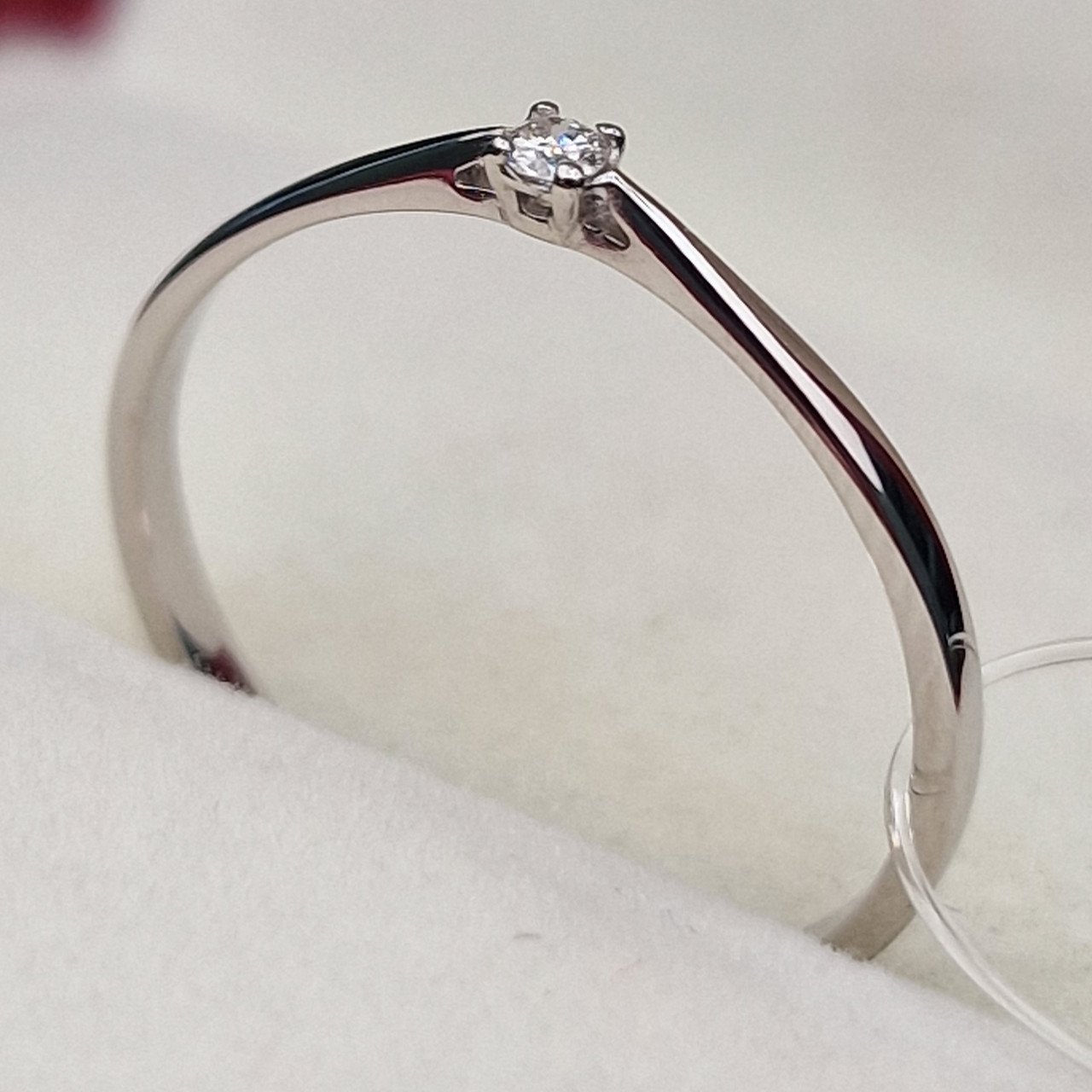 Кольцо Deimantas 103131558 15,5р 0,81гр 0,03ct. купить,NaN