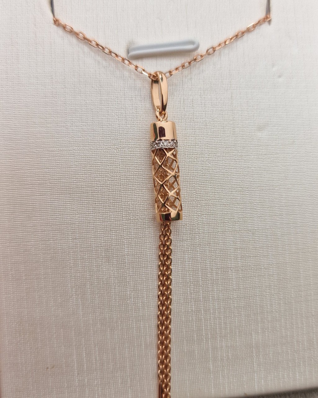 Кулон Deimantas 103120583 1,53гр 0,051ct. купить,NaN