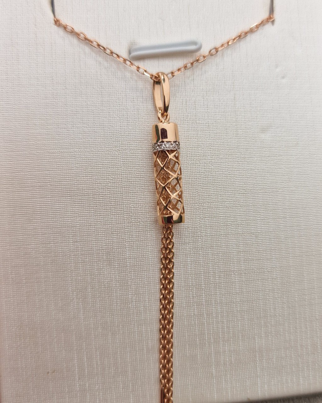 Кулон Deimantas 103120583 1,53гр 0,051ct. купить,NaN