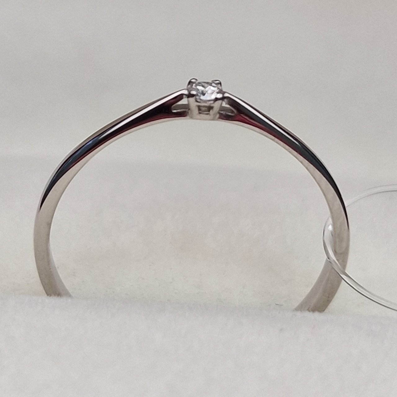 Кольцо Deimantas 103131558 15,5р 0,81гр 0,03ct. купить,NaN