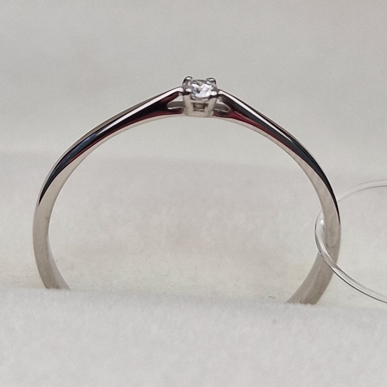 Кольцо Deimantas 103131558 15,5р 0,81гр 0,03ct. купить,NaN