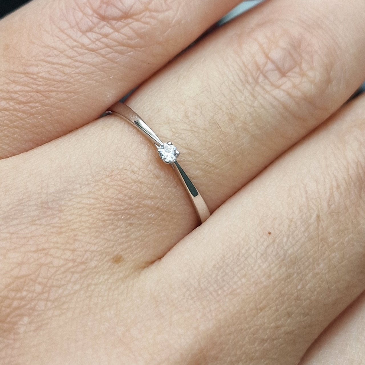 Кольцо Deimantas 103131558 15,5р 0,81гр 0,03ct. купить,NaN