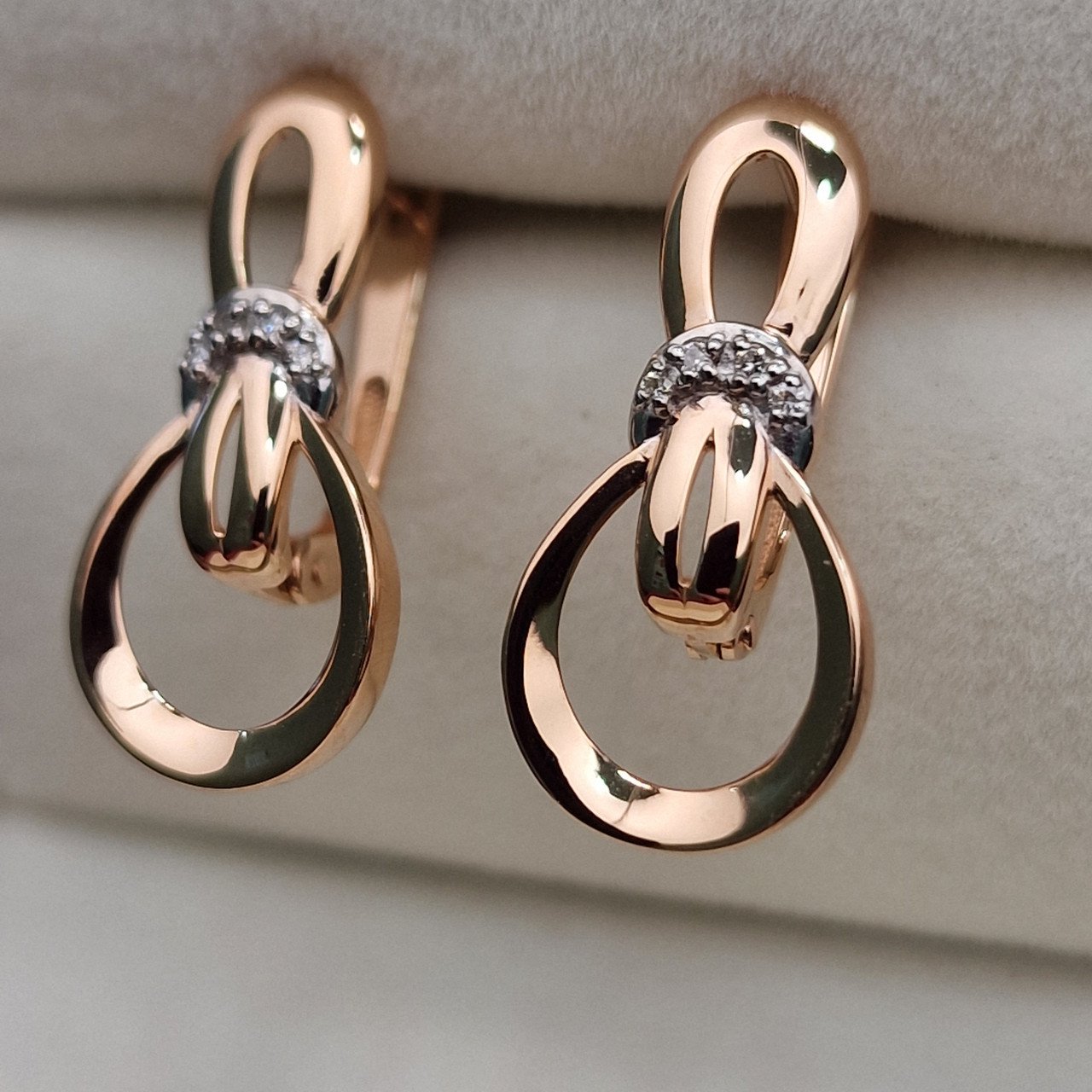 Серьги Deimantas 103154883 2,61гр 0,041ct. купить,NaN