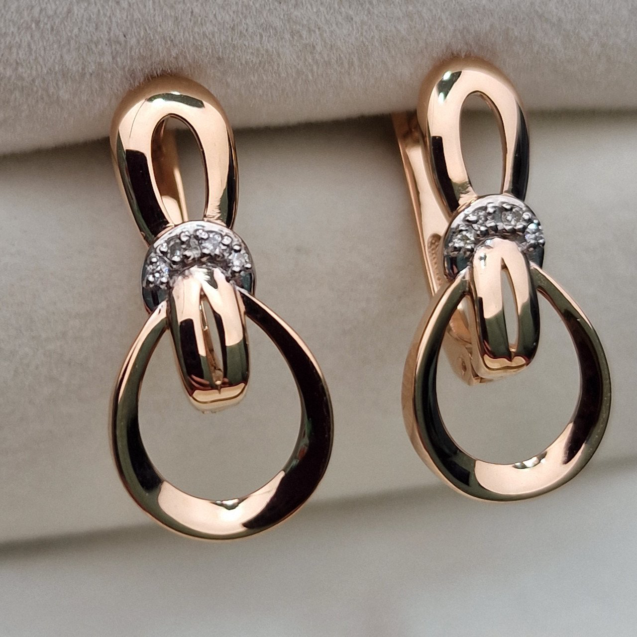 Серьги Deimantas 103154883 2,61гр 0,041ct. купить,NaN