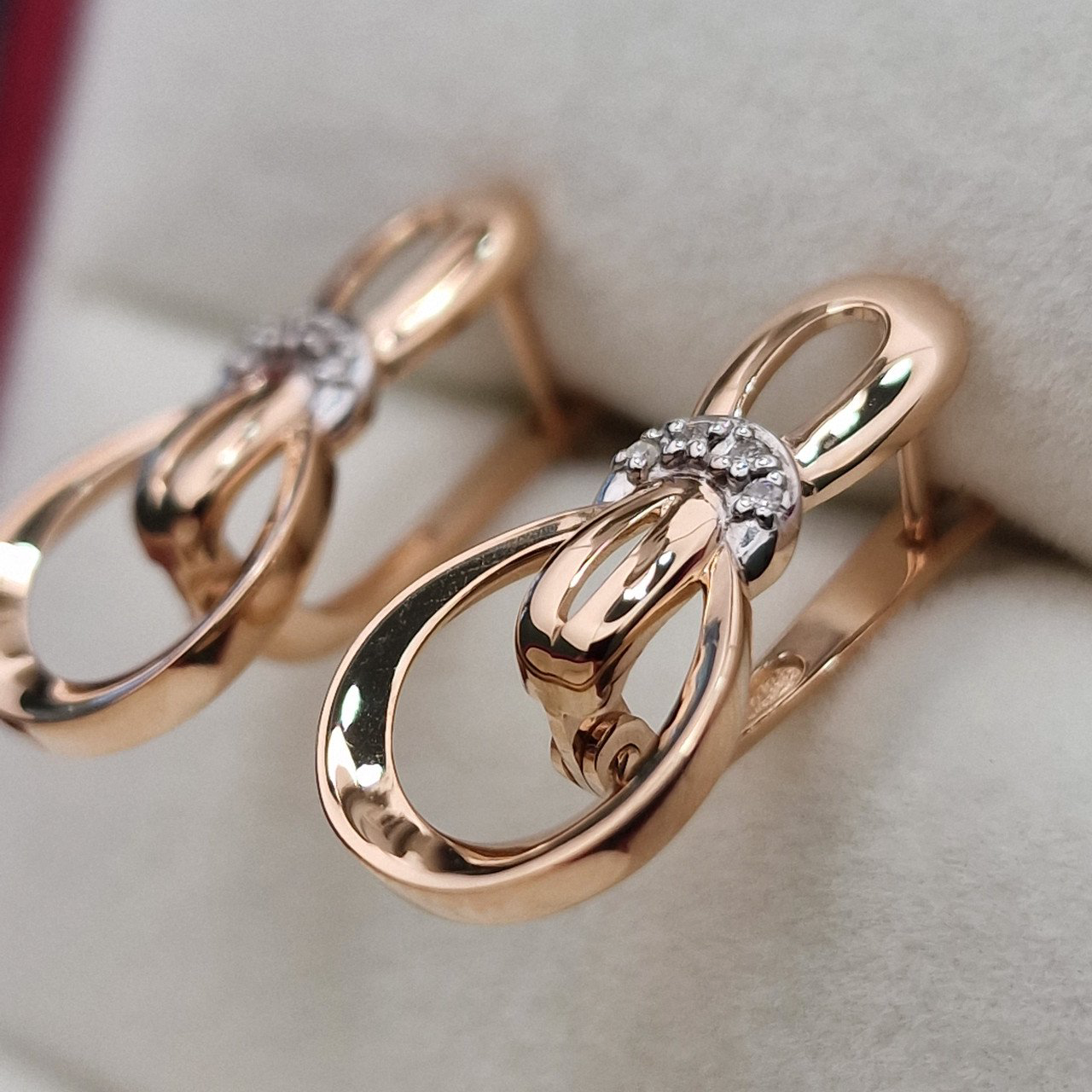 Серьги Deimantas 103154883 2,61гр 0,041ct. купить,NaN