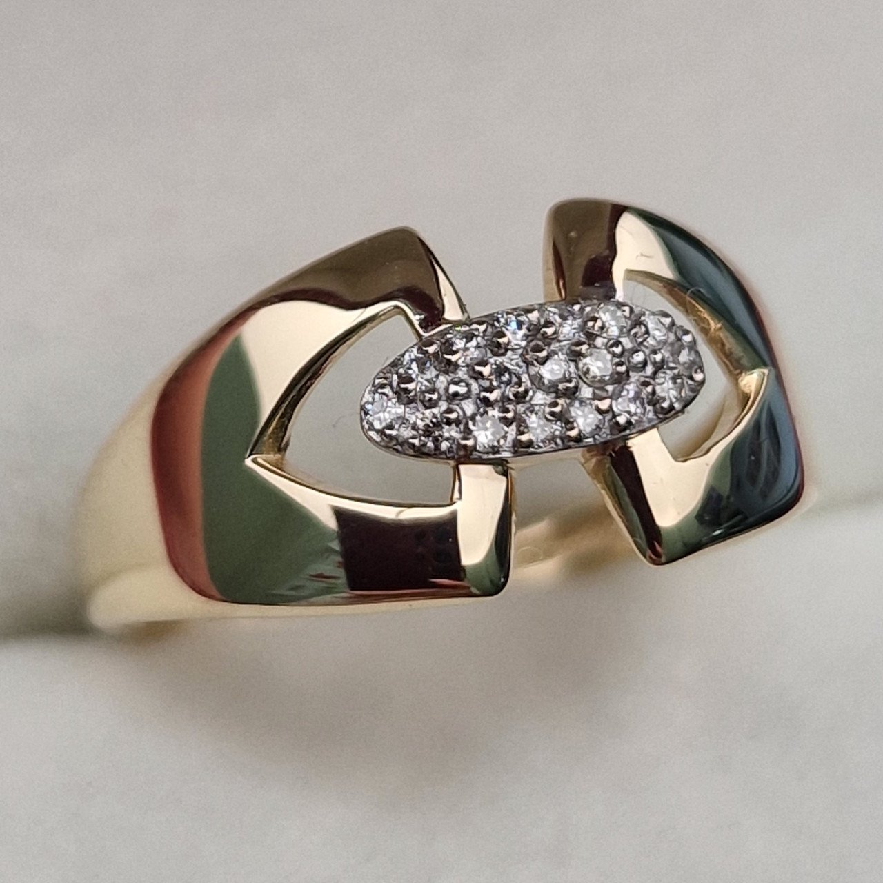 Кольцо Deimantas 103188069 17р 1,79гр 0,080ct. купить,NaN