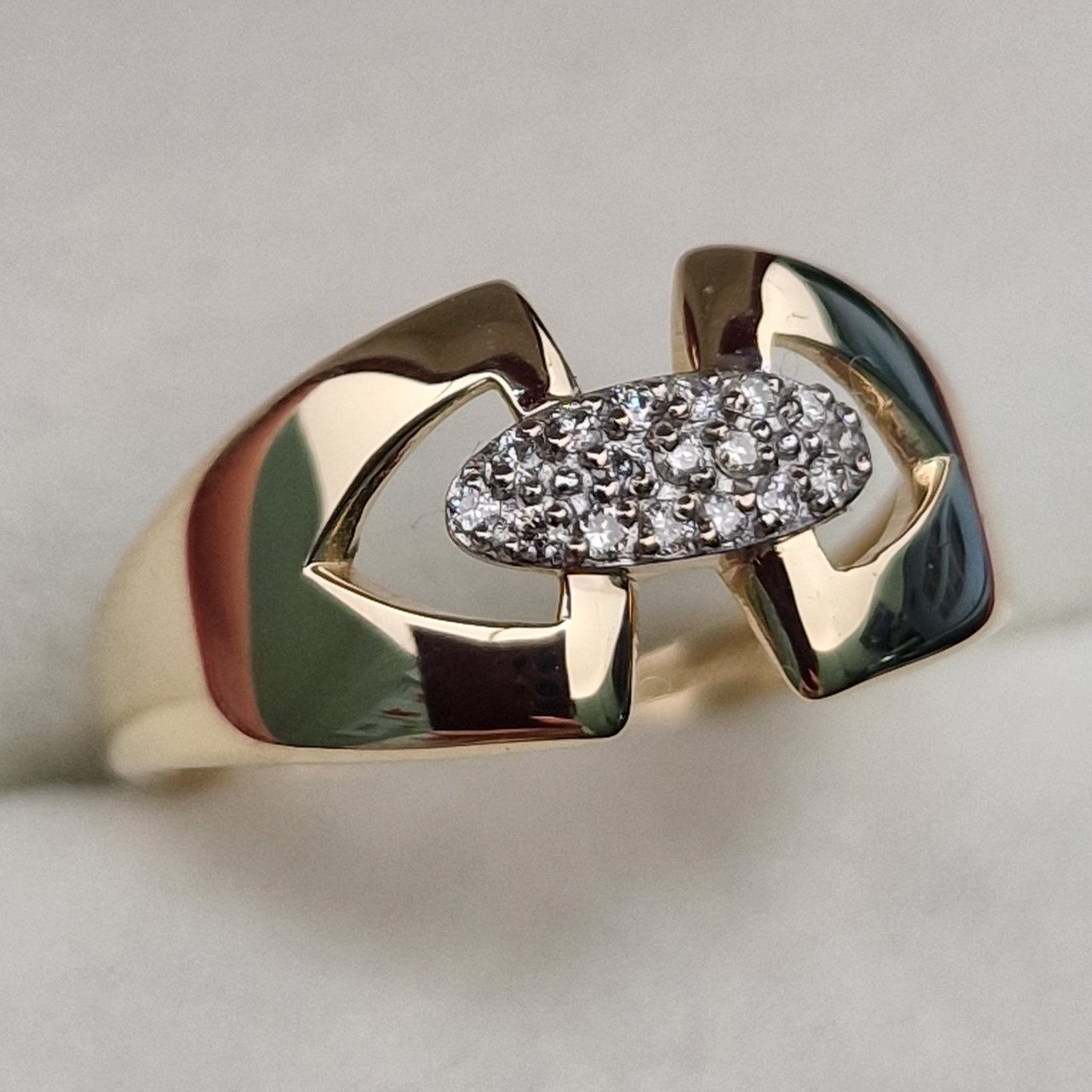 Кольцо Deimantas 103188069 17р 1,79гр 0,080ct. купить,NaN