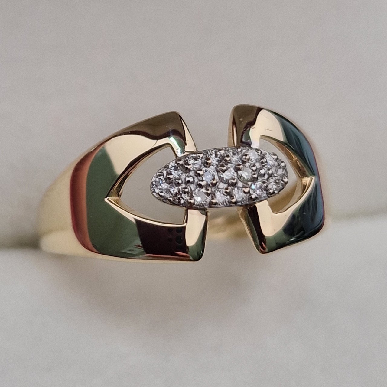 Кольцо Deimantas 103188069 17р 1,79гр 0,080ct. купить,NaN