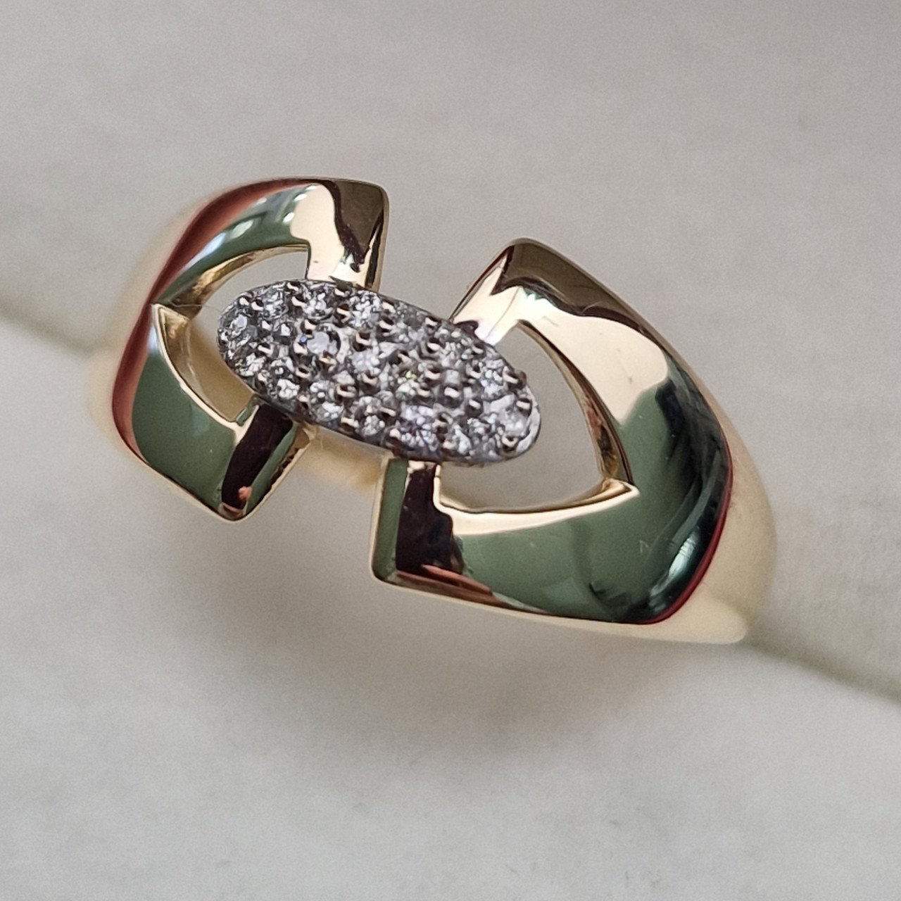 Кольцо Deimantas 103188069 17р 1,79гр 0,080ct. купить,NaN