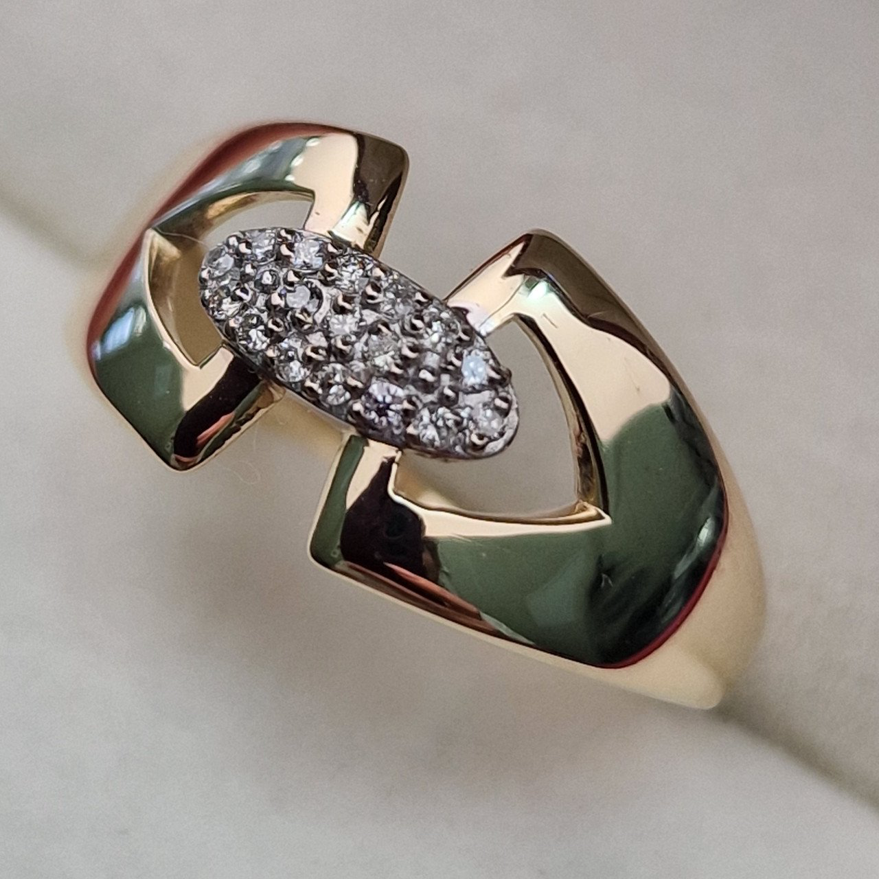 Кольцо Deimantas 103188069 17р 1,79гр 0,080ct. купить,NaN