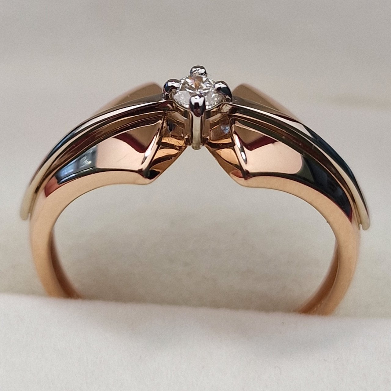 Кольцо Deimantas 103188163 18,5р 2,25гр 0,124ct. купить,NaN