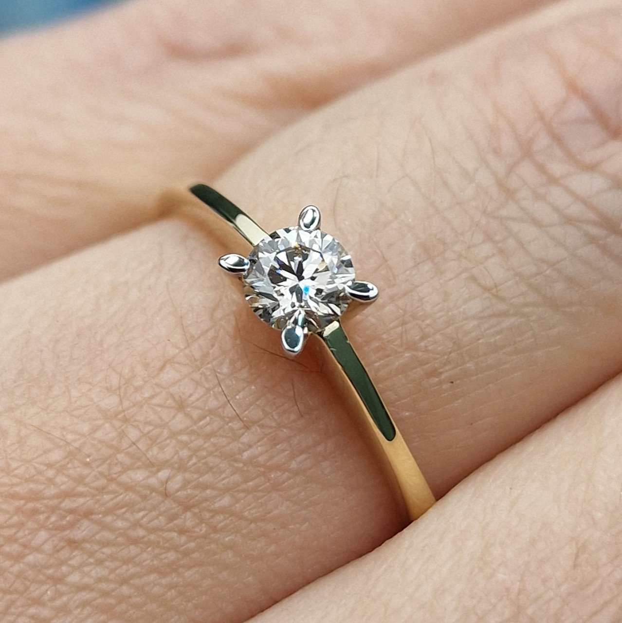 Кольцо Deimantas 103188182 17,5р 1,87гр 0,307ct. купить,NaN