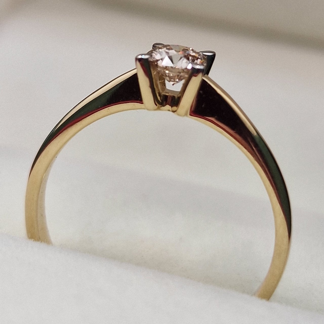 Кольцо Deimantas 103188182 17,5р 1,87гр 0,307ct. купить,NaN
