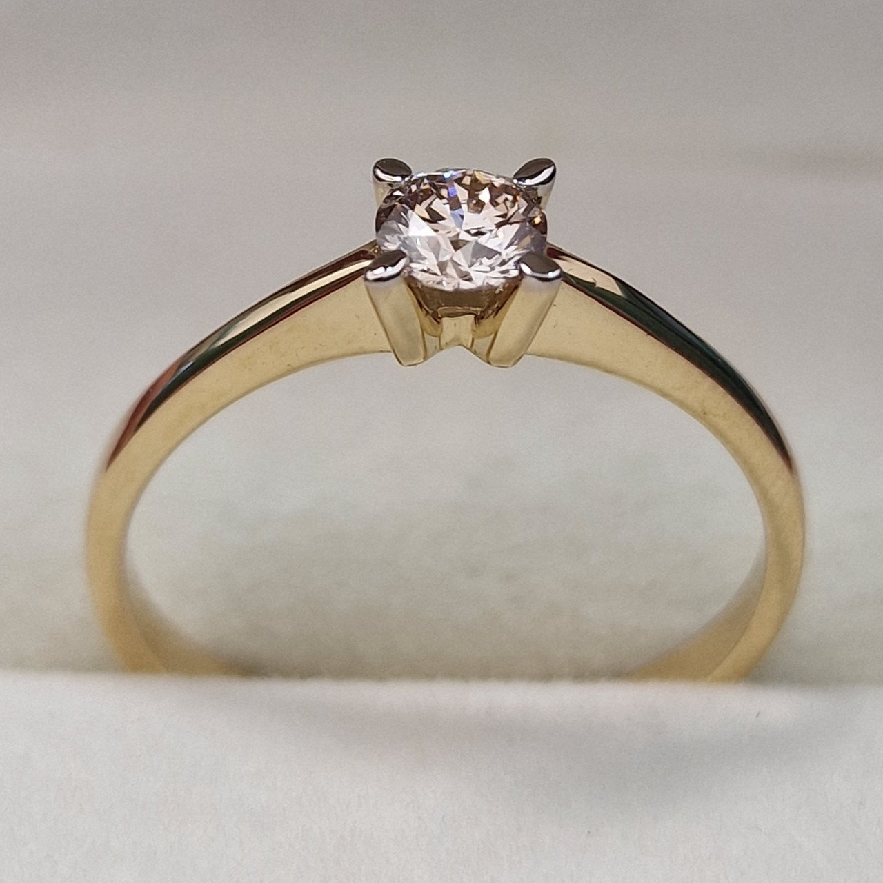 Кольцо Deimantas 103188182 17,5р 1,87гр 0,307ct. купить,NaN