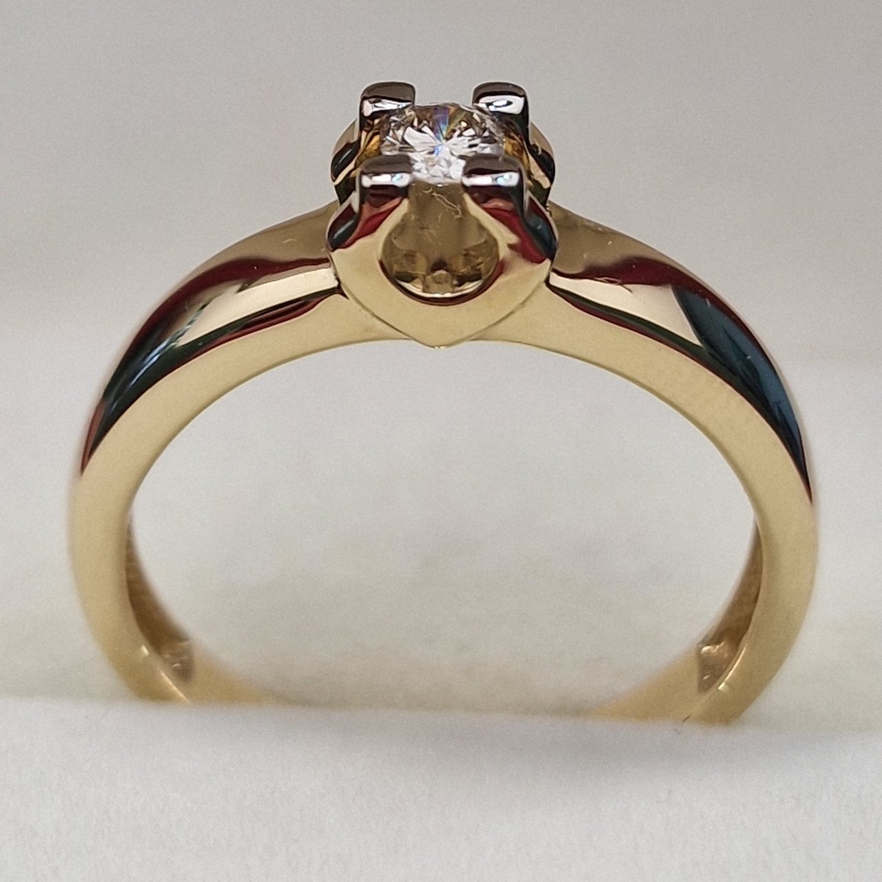Кольцо Deimantas 103188197 18р 3,35гр 0,13ct. купить,NaN
