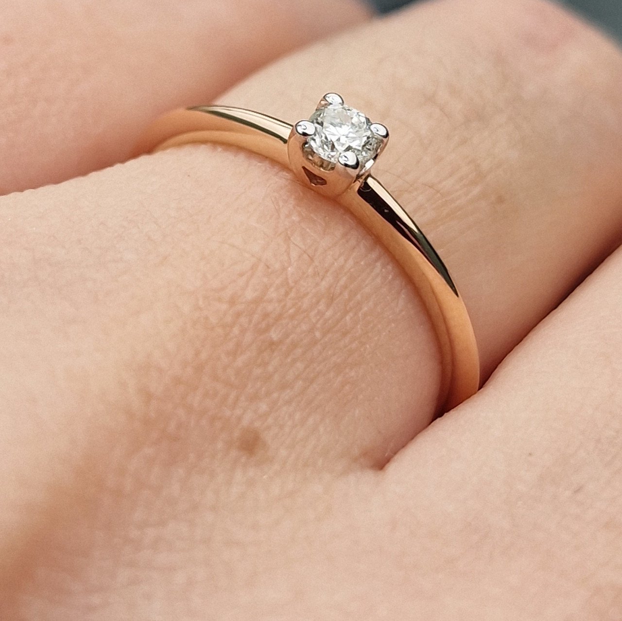 Кольцо Deimantas 103188244 17р 1,34гр 0,122ct. купить,NaN