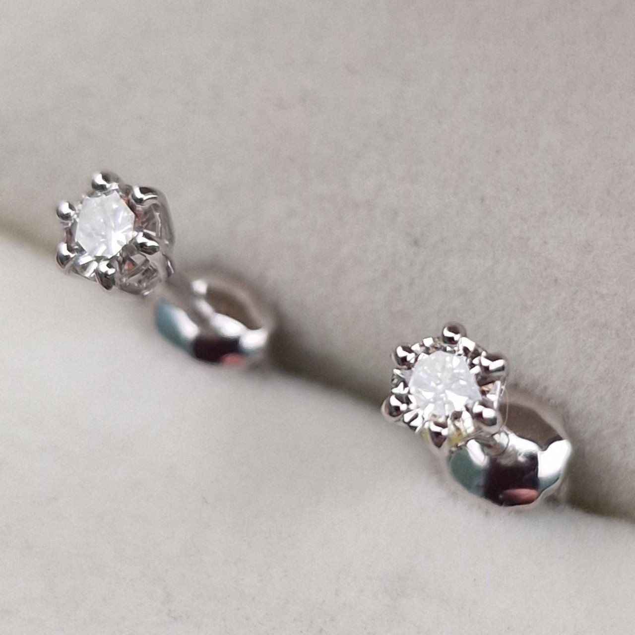 Серьги Deimantas 103189131 0,97гр 0,222ct. купить,NaN