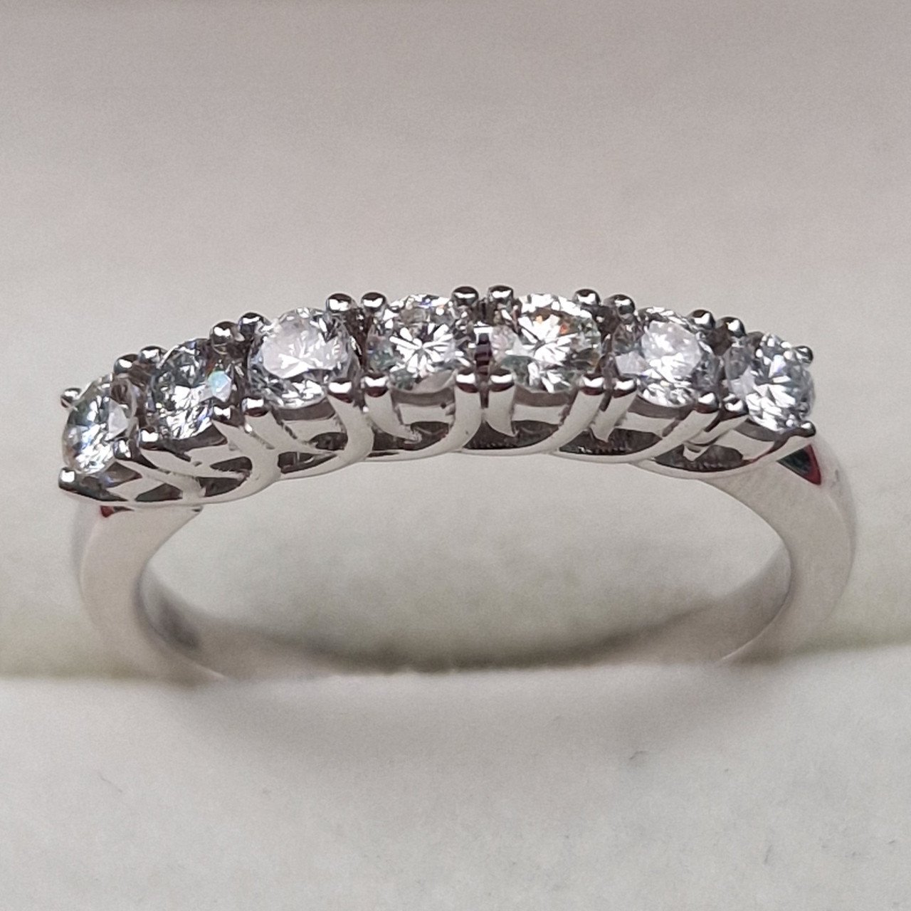 Кольцо Deimantas 102926281 17,5р 4,32гр 0,645ct. купить,NaN