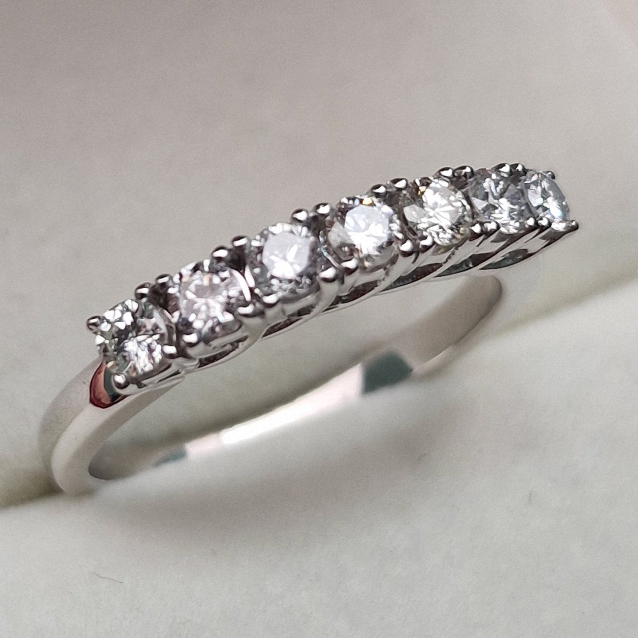 Кольцо Deimantas 102926281 17,5р 4,32гр 0,645ct. купить,NaN