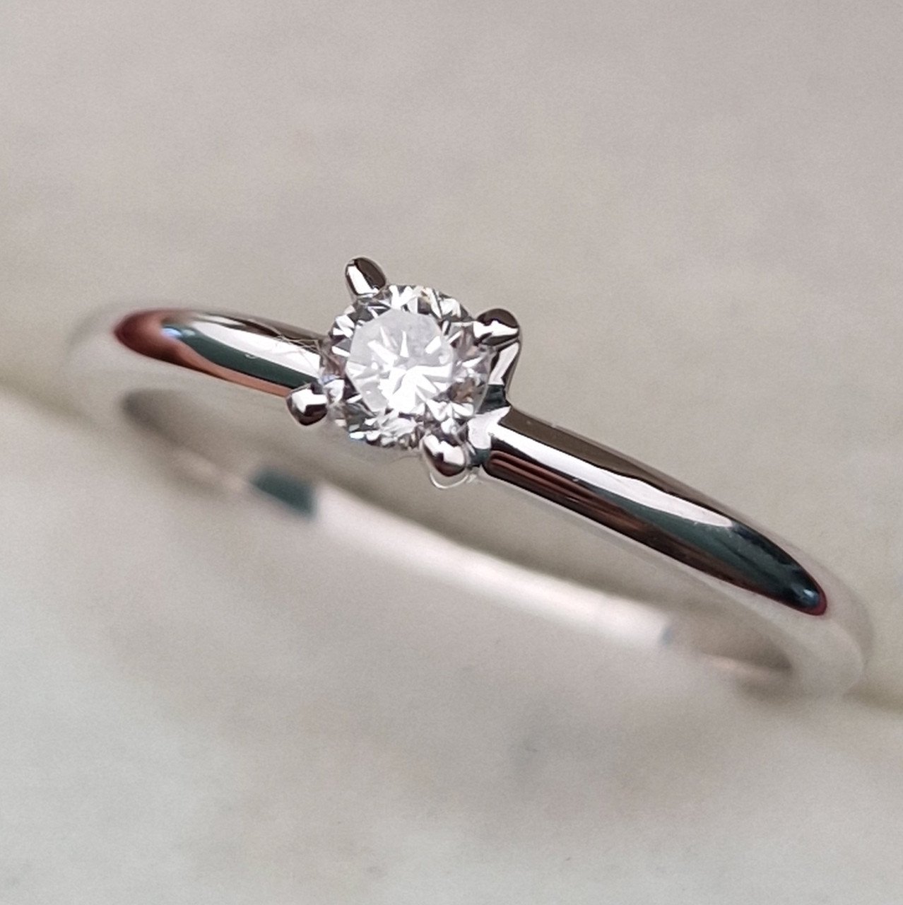 Кольцо Deimantas 102926353 15,5р 2,09гр 0,17ct. купить,NaN