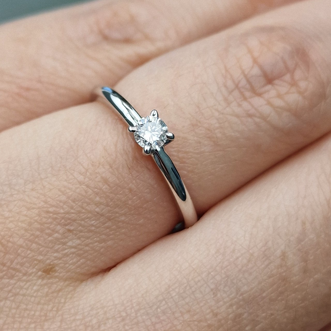 Кольцо Deimantas 102926374 16,5р 2,19гр 0,20ct. купить,NaN