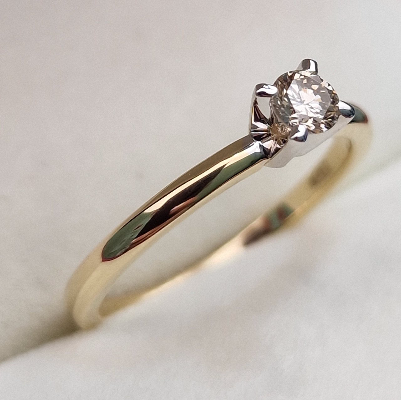 Кольцо Deimantas 102926420 16,5р 2,1гр 0,15ct. купить,NaN