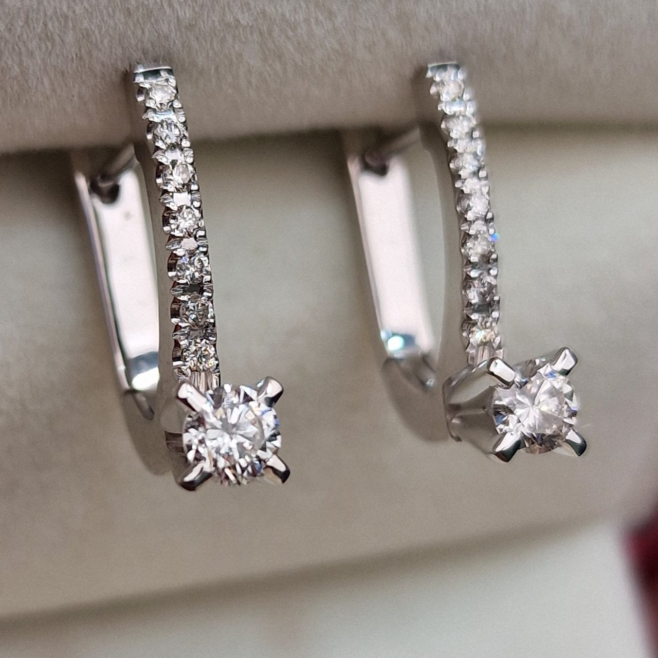Серьги Deimantas 102926514 16р 3,03гр 0,44ct. купить,NaN