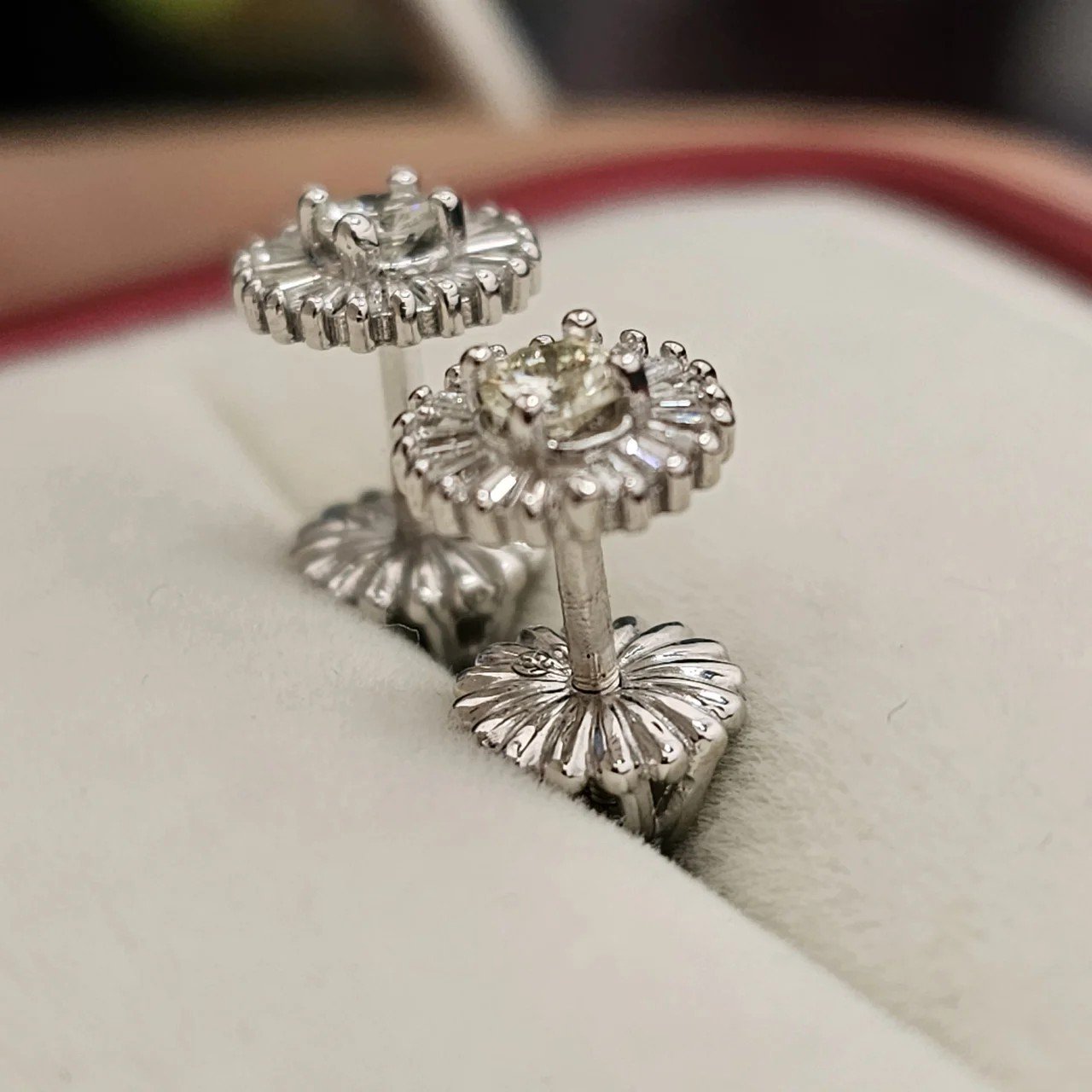Серьги Deimantas 109892126 2,86гр 0,67ct. купить,NaN