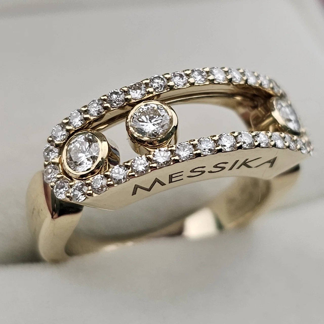 Кольцо Deimantas 109857984 16,5р 5,85гр 0,63ct. купить,NaN