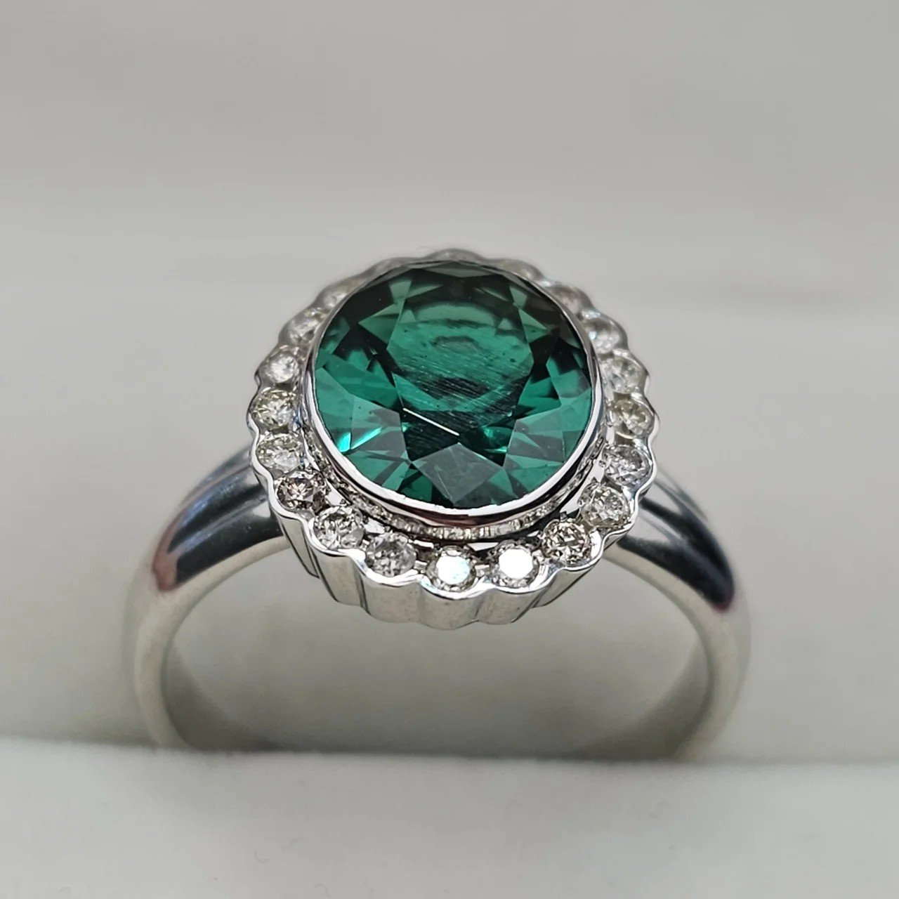 Кольцо Deimantas 109891977 17,5р 4,39гр 0,24ct. купить,NaN