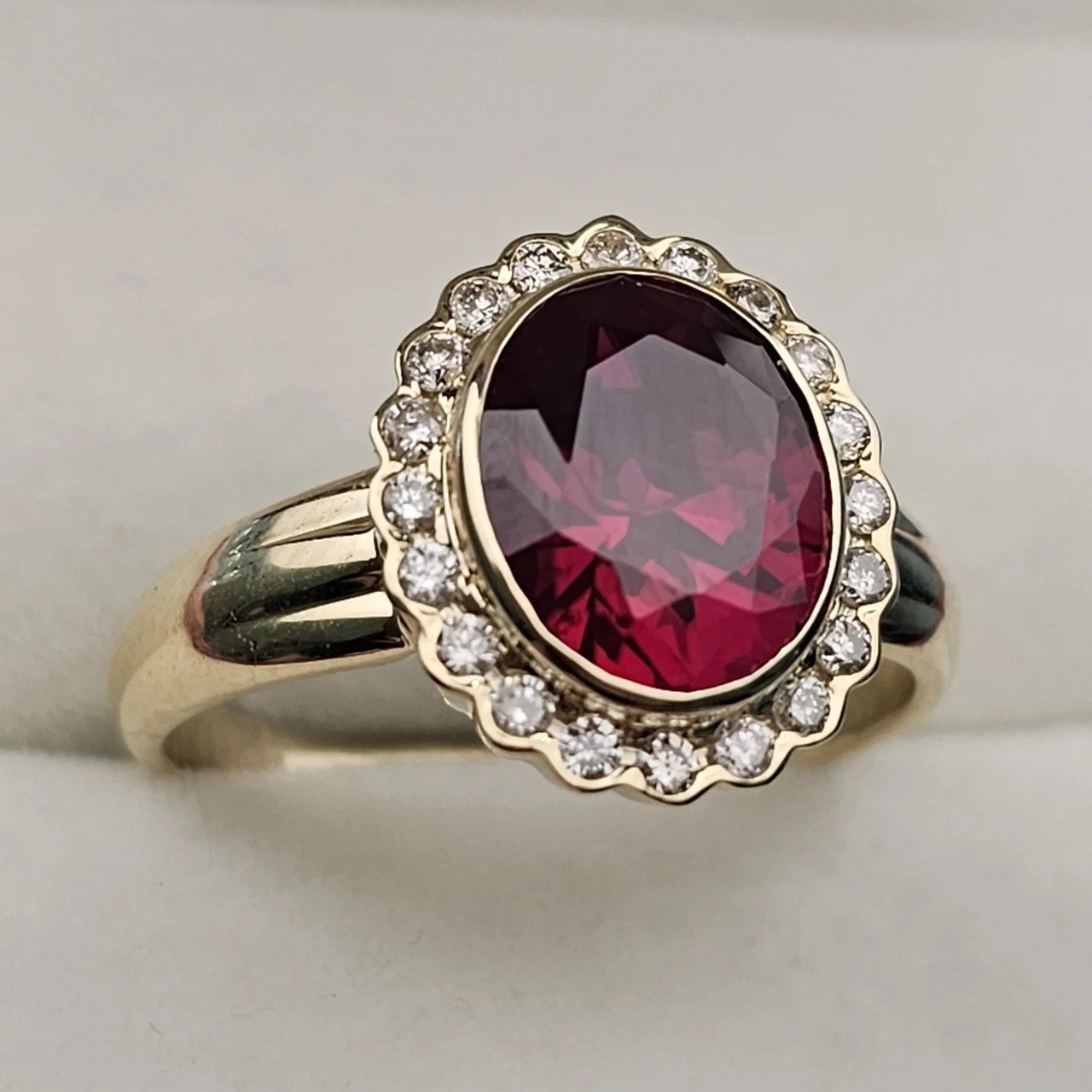 Кольцо Deimantas 109891870 18р 4,58гр 0,24ct. купить,NaN