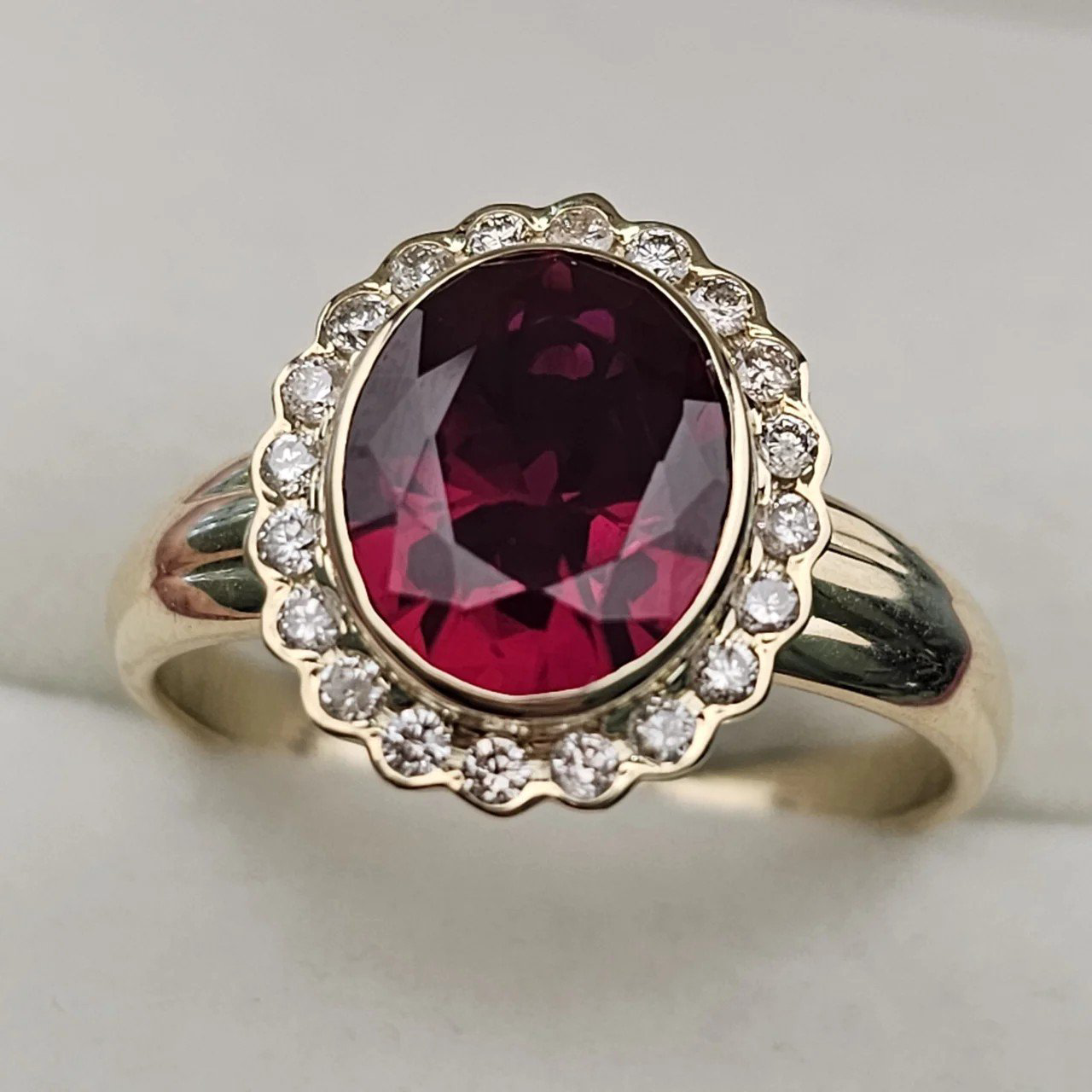Кольцо Deimantas 109891870 18р 4,58гр 0,24ct. купить,NaN