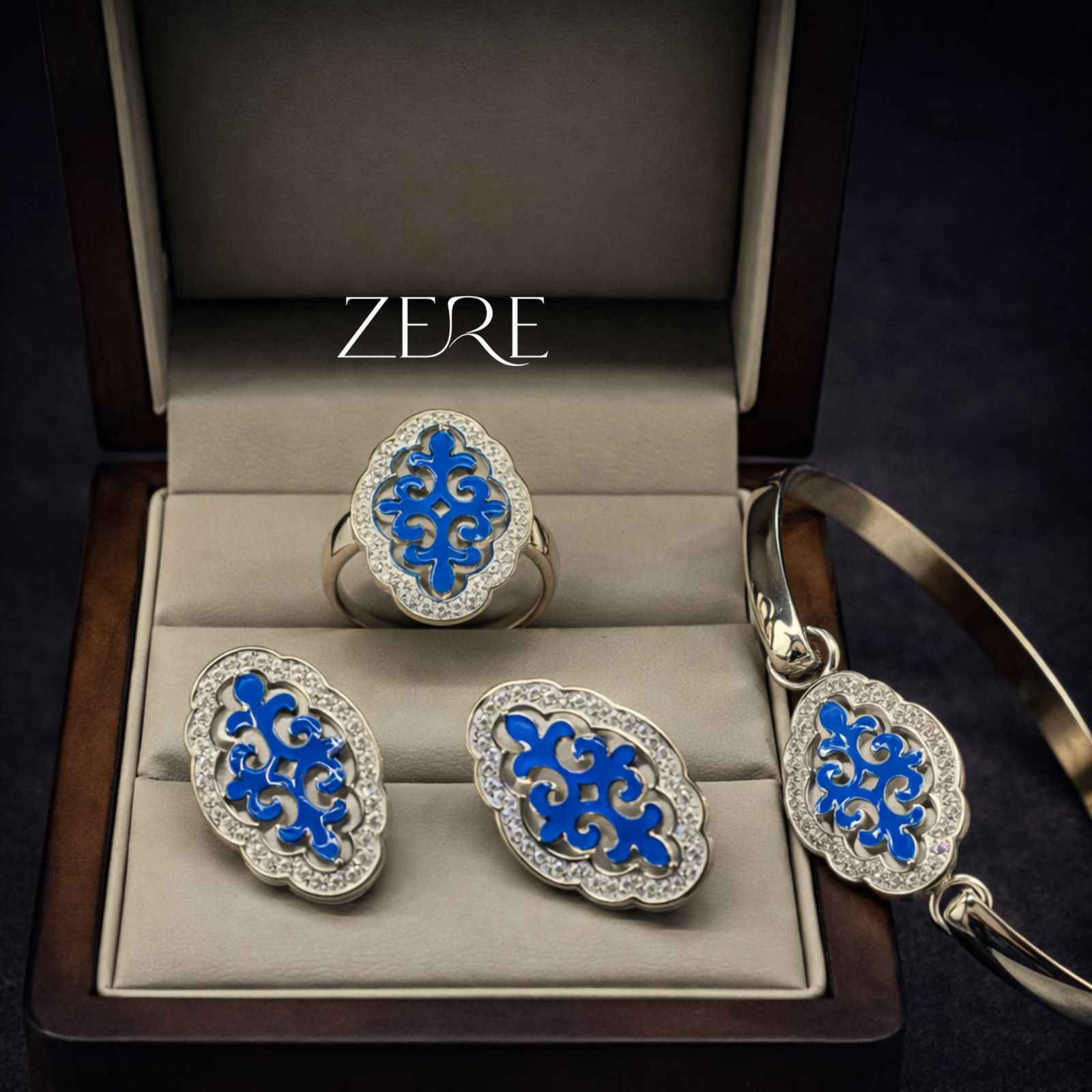 Комплект Zere ZR080421 серебро 21.61гр 19р купить,103700