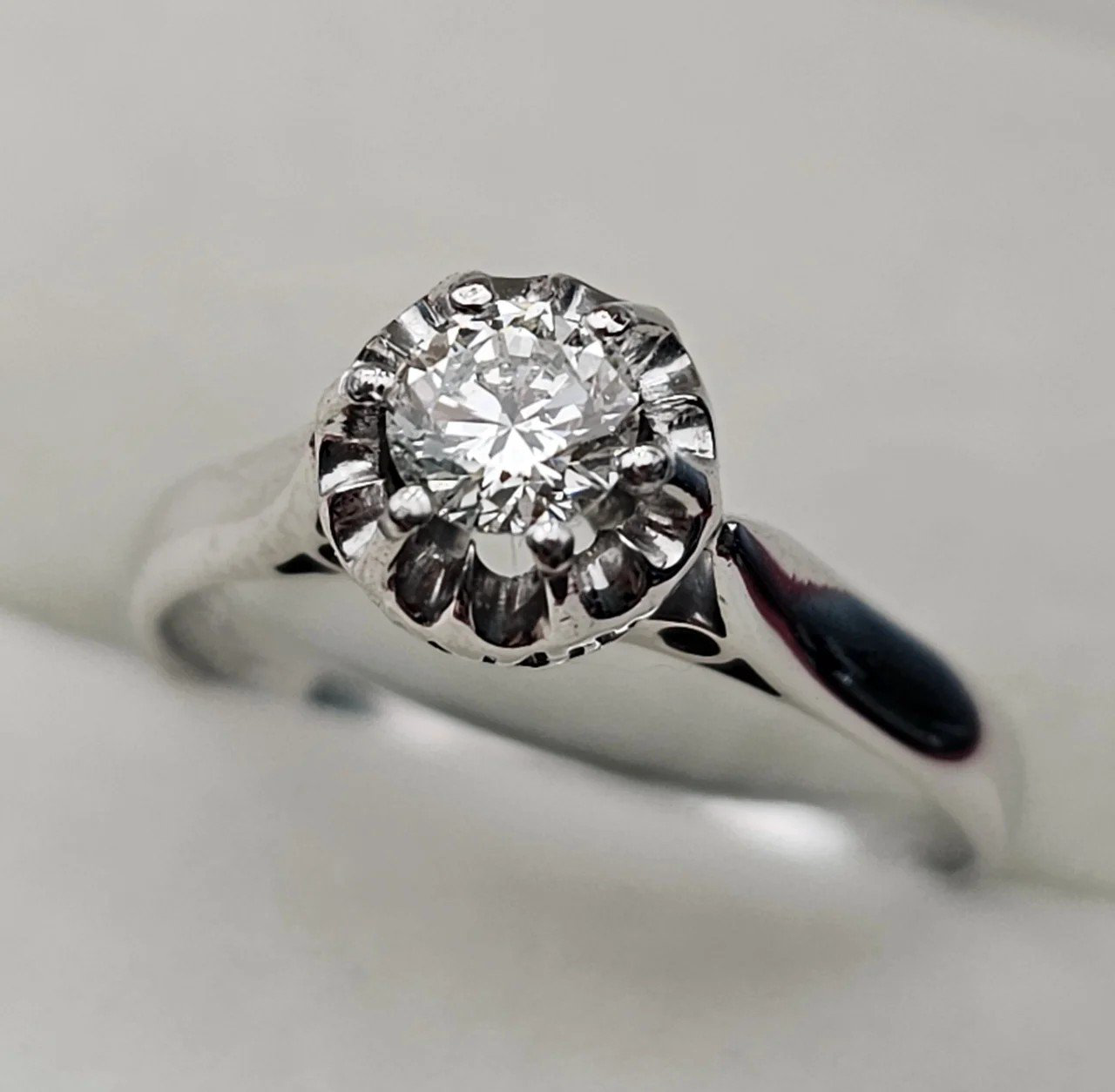 Кольцо Deimantas 109881914 17р 2,93гр 0,31ct, купить,NaN