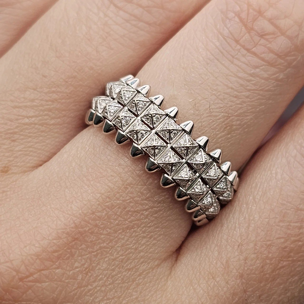 Кольцо Deimantas 109857683 18,5р 10,24гр 0,85ct. купить,NaN