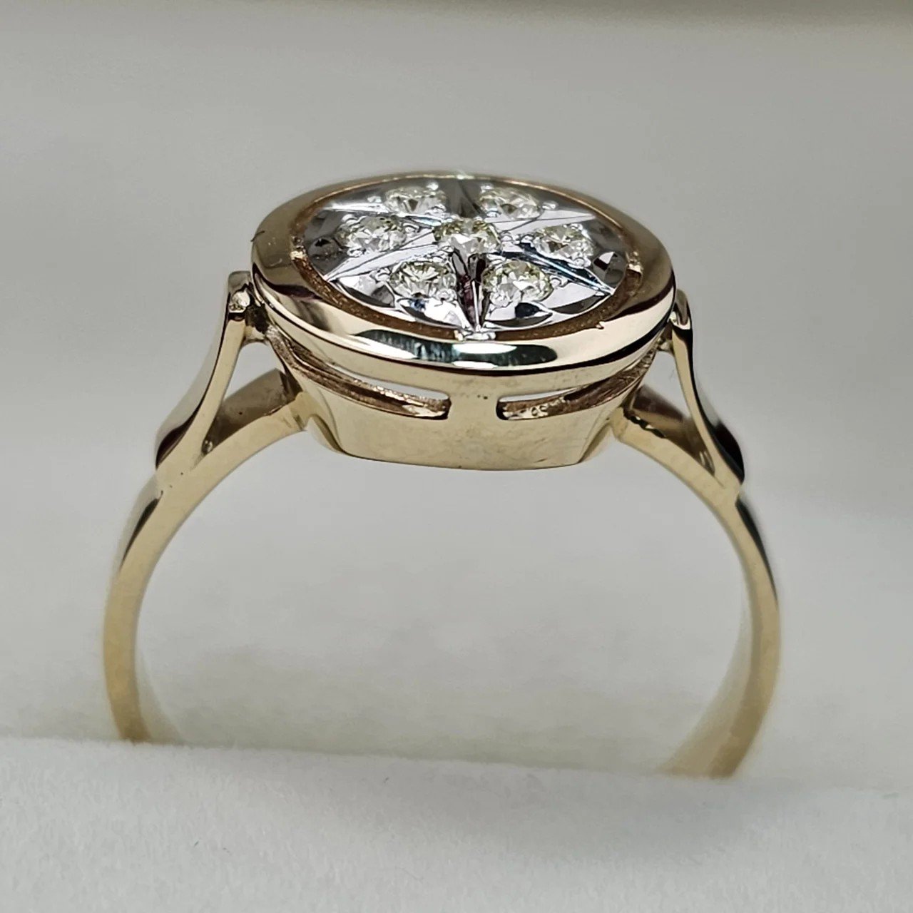 Кольцо Deimantas 109857760 18р 3,51гр 0,21ct. купить,NaN