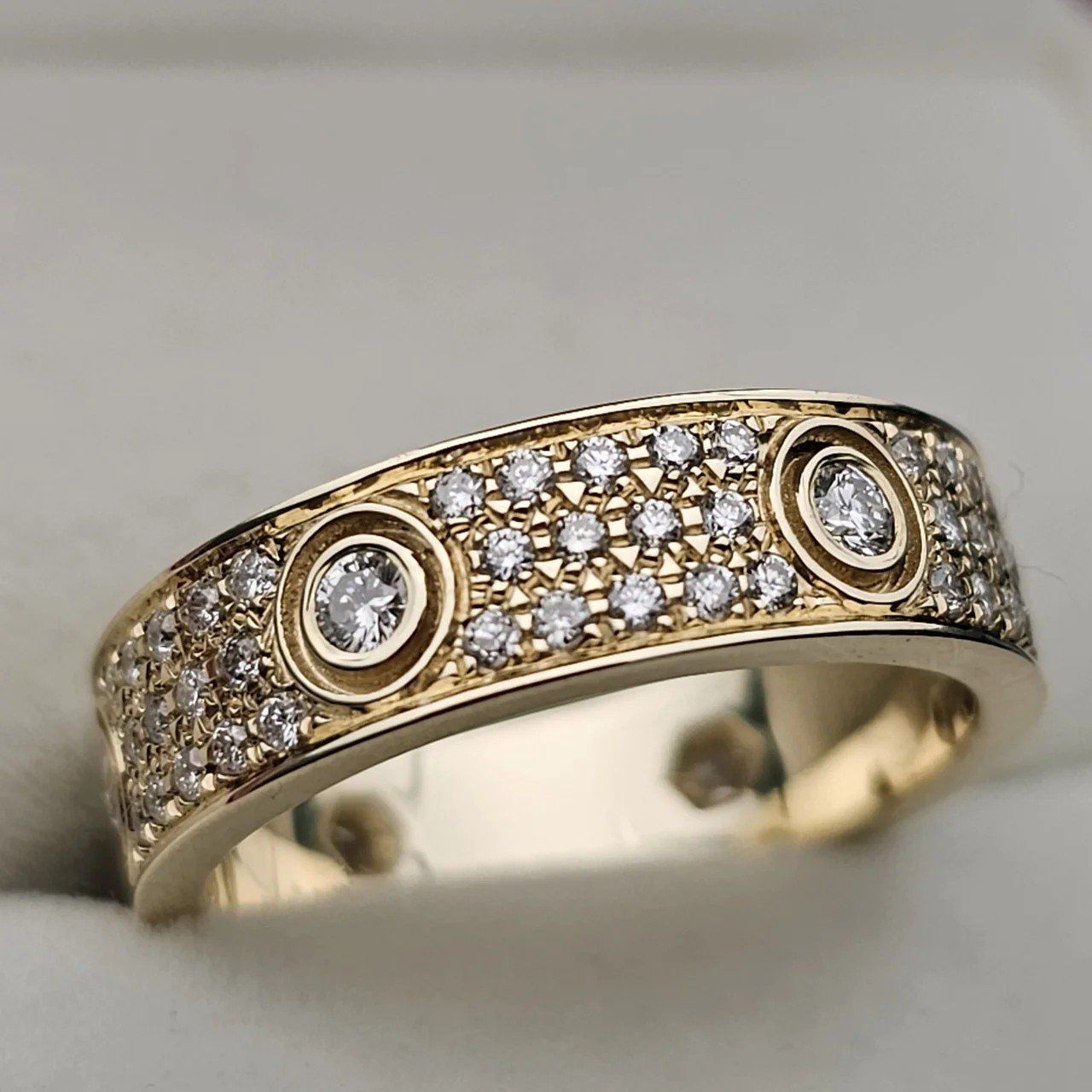 Кольцо Deimantas 109891846 17,5р 6,24гр 0,85ct. купить,NaN