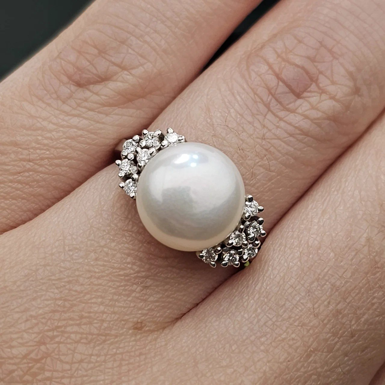 Кольцо Deimantas 109857521 18р 3,05гр 0,23ct. купить,NaN