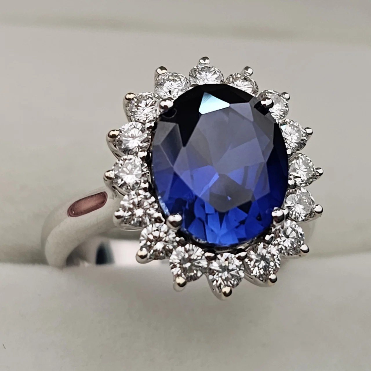 Кольцо Deimantas 109857797 17р 7,66гр 0,98ct. купить,NaN