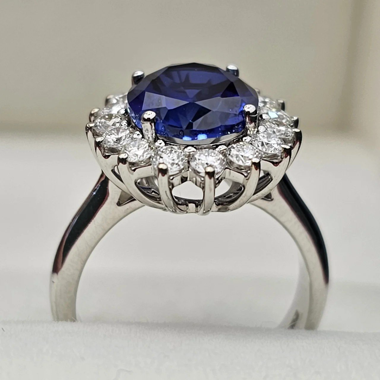 Кольцо Deimantas 109857797 17р 7,66гр 0,98ct. купить,NaN