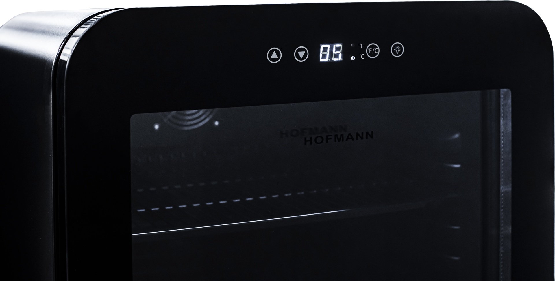 Холодильная витрина Hofmann Mini Cooler HBC-136HF черный купить,NaN