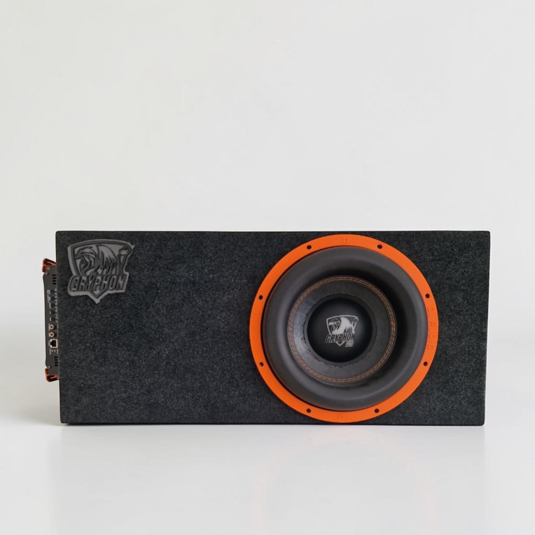 Сабвуфер DL Audio Gryphon PRO 12 V3 в корпусе с усилителем Barracuda 1.900