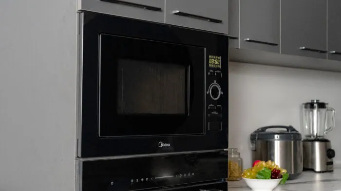 Микроволновая печь Midea AG925BV1-BL черная - ForteMarket Микроволновая печь Midea AG925BV1-BL черная купить,0