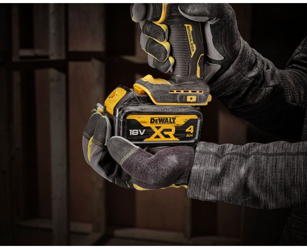 DeWALT дрель-шуруповерт DCD100YM2T-QW купить,NaN