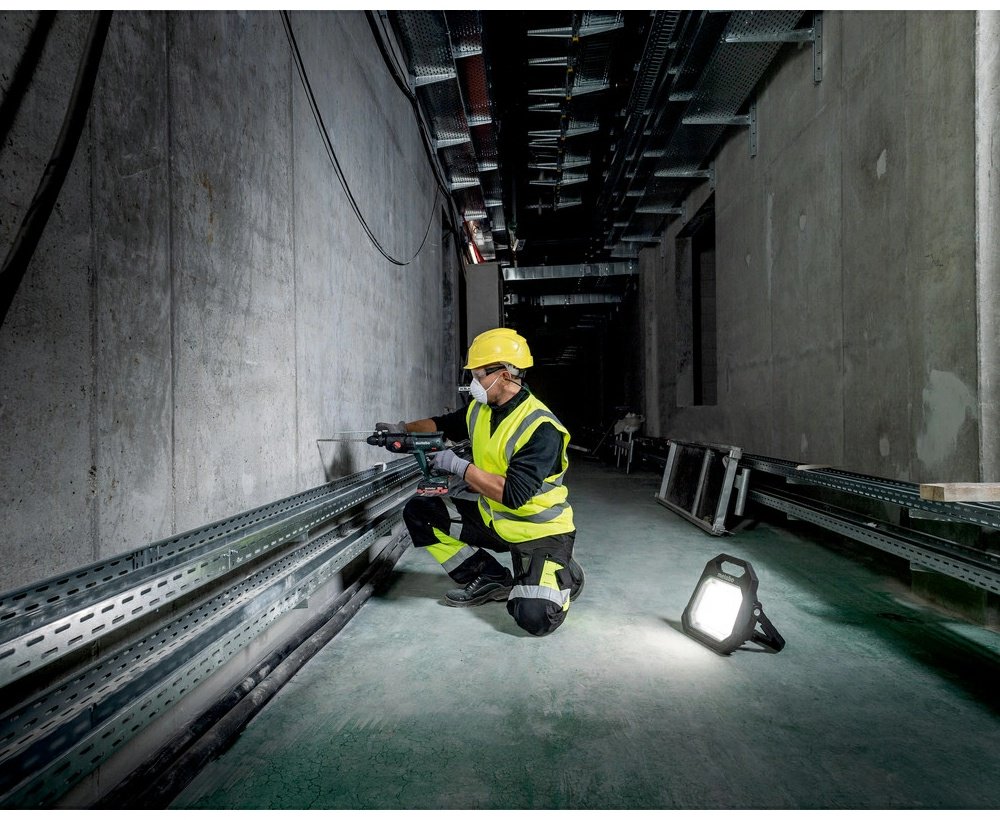 Metabo фонарь-прожектор BSA 18 LED 10000 (601506850) питание от сети и аккумулятора купить,NaN